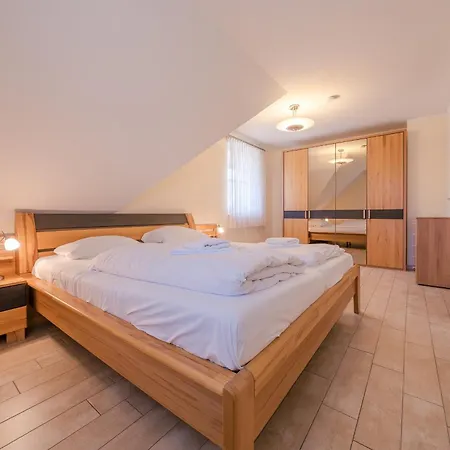 Haus Seegurke